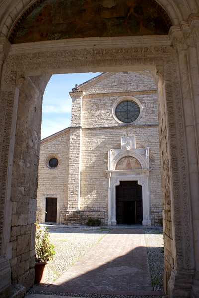 Front of te Basilica